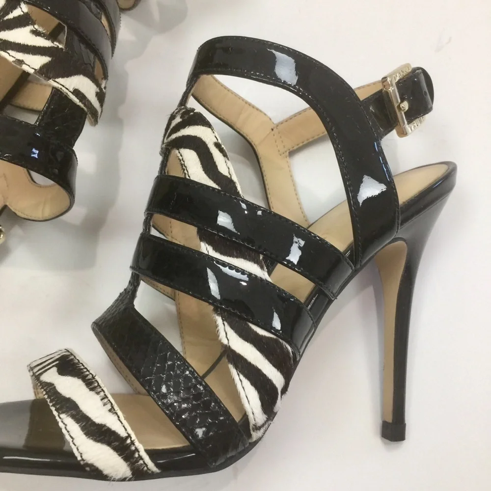 Ivanka Trump Haslets Spiked Cage Spike Heel Sandals Black/White Zebra Size 6 1/2